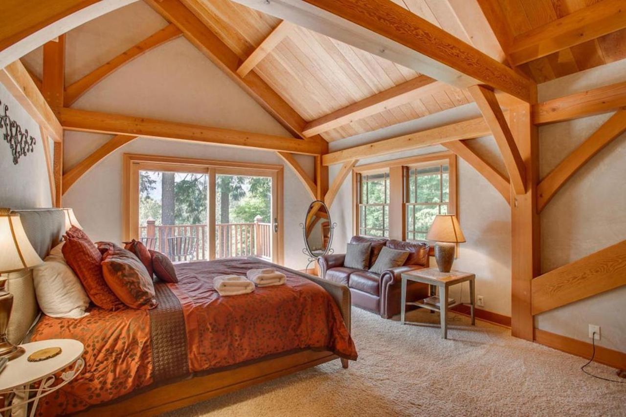 Snowgrass Lodge - River, Mountain Views & Hot Tub Leavenworth Eksteriør billede