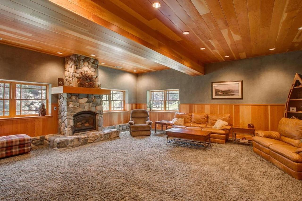 Snowgrass Lodge - River, Mountain Views & Hot Tub Leavenworth Eksteriør billede